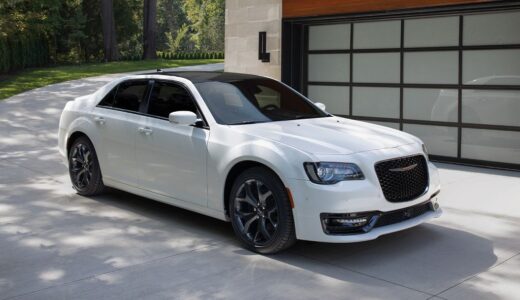 2023 Chrysler 300 Configurations Changes