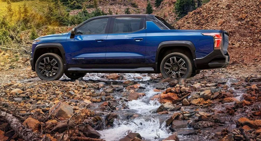 2023 Chevrolet Avalanche Review Pictures Reliability
